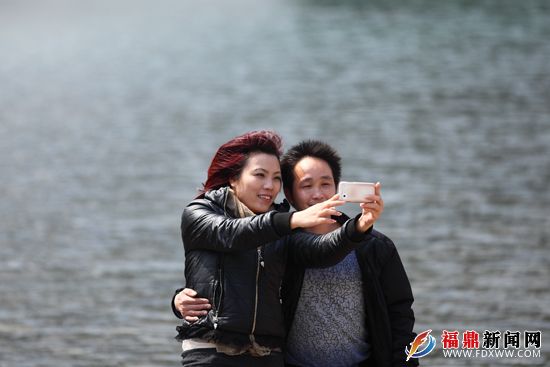 抵達太空，別忘了自拍留念哦.JPG