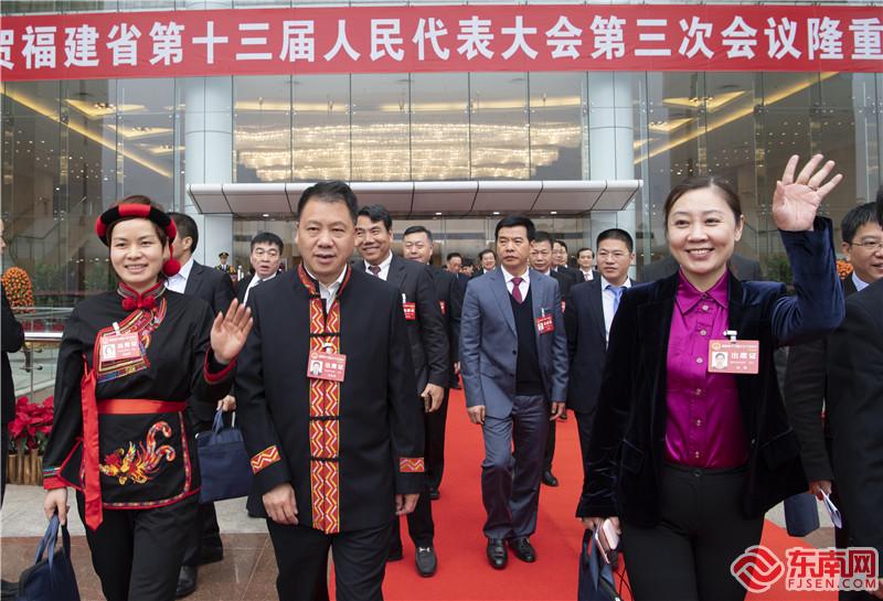 奮力譜寫新福建建設(shè)新篇章 ——寫在省人大代表走出福建會(huì)堂之際