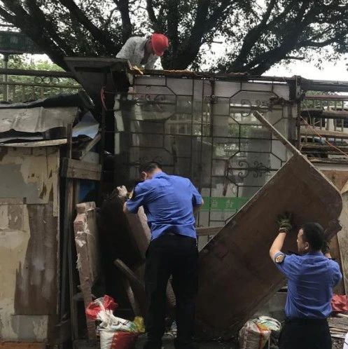 為文明護航，桐城街道向違建“亮劍”