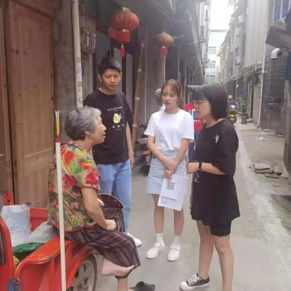 96歲老人主動接種新冠病毒疫苗，你還等什么？