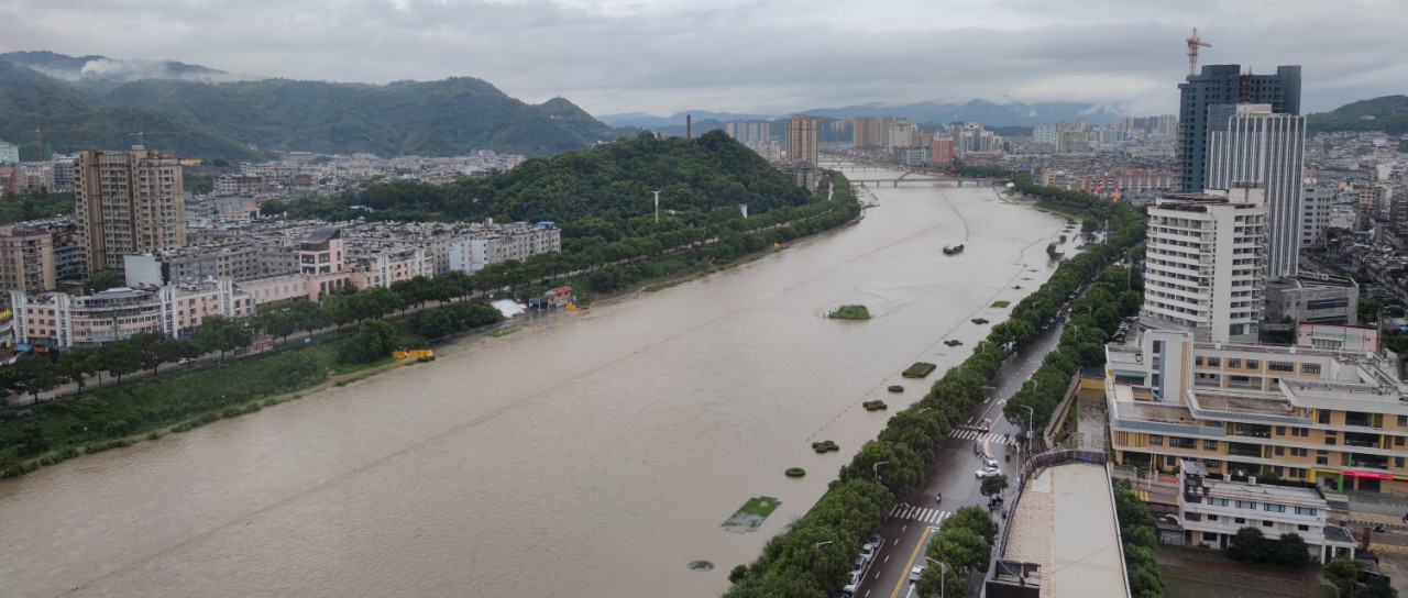 福鼎啟動(dòng)防暴雨和防臺(tái)風(fēng)Ⅳ級(jí)應(yīng)急響應(yīng)！