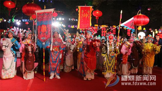 央視小春晚《東西南北賀新春》溪西美食街拍攝點完成彩排，進入拍攝！