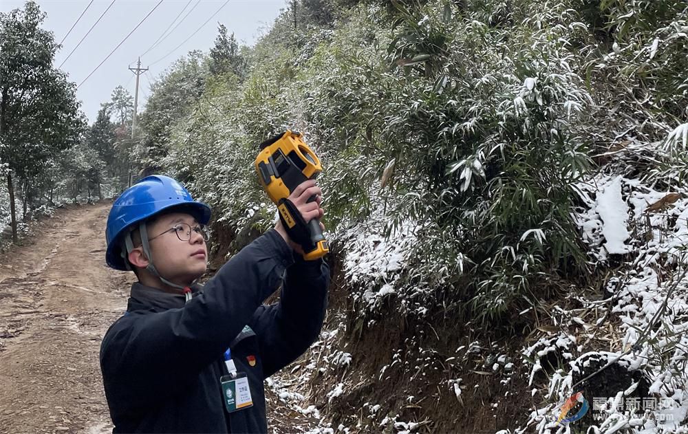 市供電公司：高山風雪巡銀線 浴“雪”奮戰(zhàn)保供電