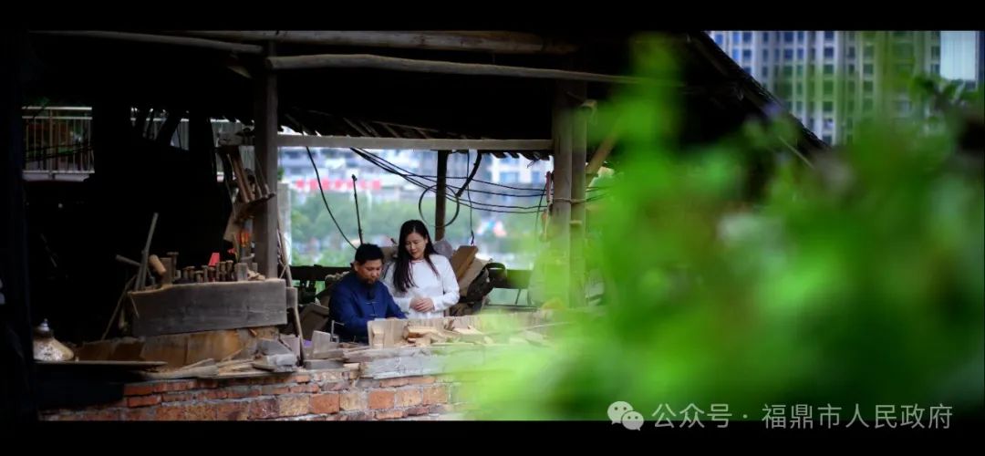 刀鋒千百轉(zhuǎn)，枯木再“逢春”