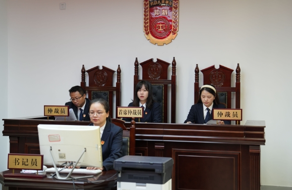 勞動仲裁黨員工作室：為當(dāng)事人提供優(yōu)質(zhì)高效的仲裁服務(wù)